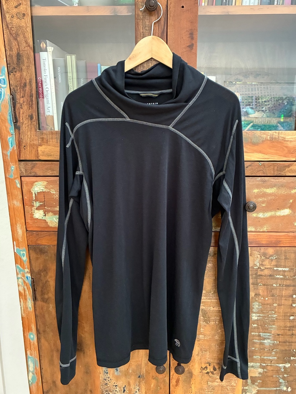 Women’s Mountain Hardware Black Serrana Wool Blend Mock Neck Sweater